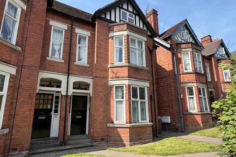 Studio to rent, Tettenhall Road, Wolverhampton, WV3 9NJ