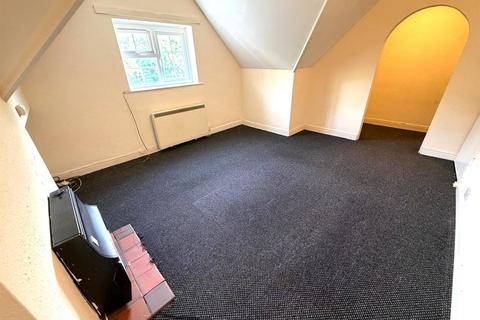 Studio to rent, Tettenhall Road, Wolverhampton, WV3 9NJ