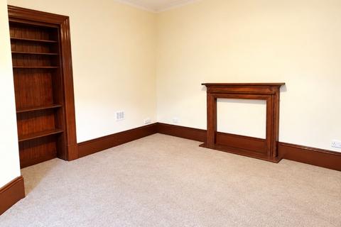 2 bedroom flat to rent, Maitland Street, Stobswell, Dundee, DD4