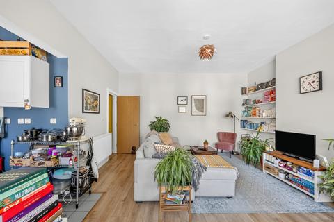 1 bedroom flat for sale, Norbury Avenue, Thornton Heath