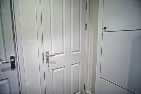 1 bedroom flat to rent, 1-Bed Flat To Let on Cambridge Walk, Preston
