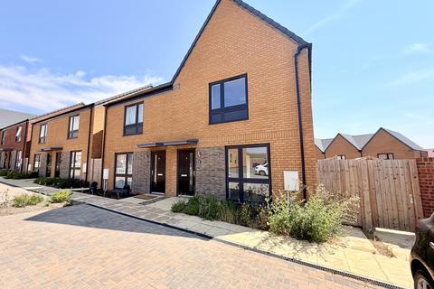 3 bedroom semi-detached house to rent, Hercules Drive, WELLINGBOROUGH