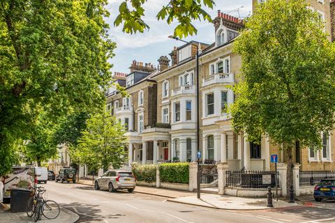 Redcliffe Gardens, Chelsea, London