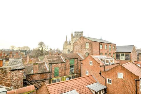 1 bedroom flat to rent, Ogleforth, York