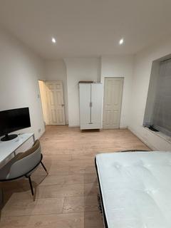1 bedroom in a house share to rent, Maudsley Street, Accrington BB5