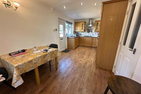 undefined, Netherlea Drive, Holmfirth HD9