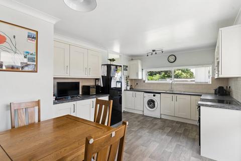 2 bedroom detached bungalow for sale, Drake Road, St Neots PE19