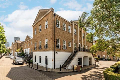 2 bedroom flat for sale, Sophia Square, London SE16