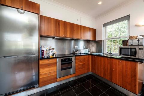 2 bedroom flat for sale, Sophia Square, London SE16
