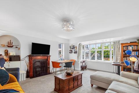 undefined, Queens Drive, London