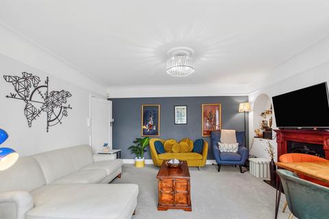 undefined, Queens Drive, London