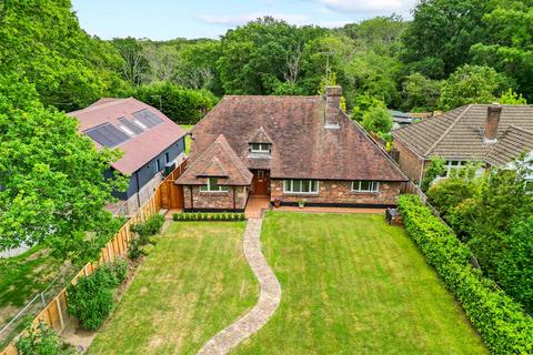 3 bedroom detached bungalow for sale, Polegate Road, Hailsham