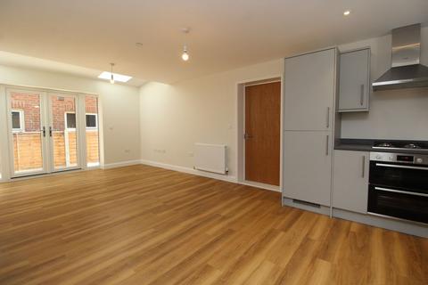 2 bedroom end of terrace house to rent, Whitehorse Street, Baldock, SG7