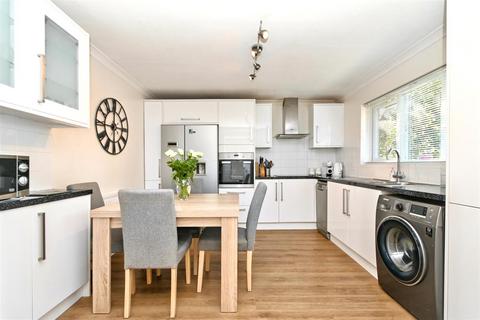 3 bedroom terraced house for sale, Ranworth Close, Eastbourne