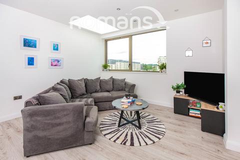 2 bedroom flat to rent, River View Court, Victoria Bridge Road, Bath, BA1