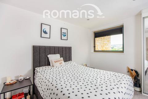 2 bedroom flat to rent, River View Court, Victoria Bridge Road, Bath, BA1