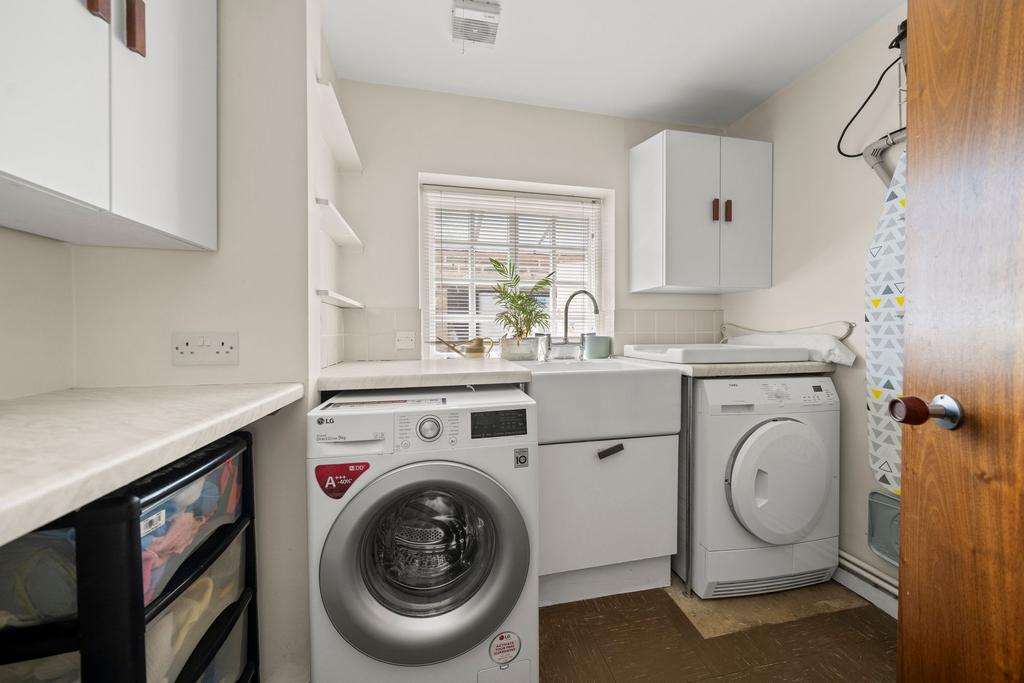 Utility room, utility
