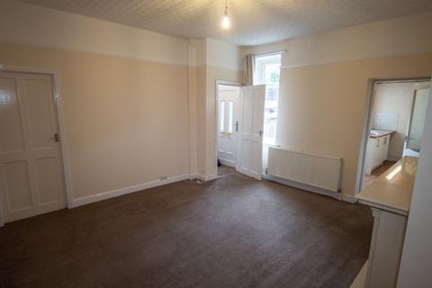 2 bedroom end of terrace house to rent, Springdale Street, Huddersfield, HD1 3NG