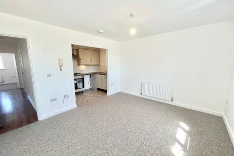 2 bedroom apartment to rent, Massingham Park, Taunton, TA2
