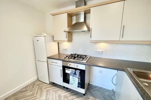 2 bedroom apartment to rent, Massingham Park, Taunton, TA2