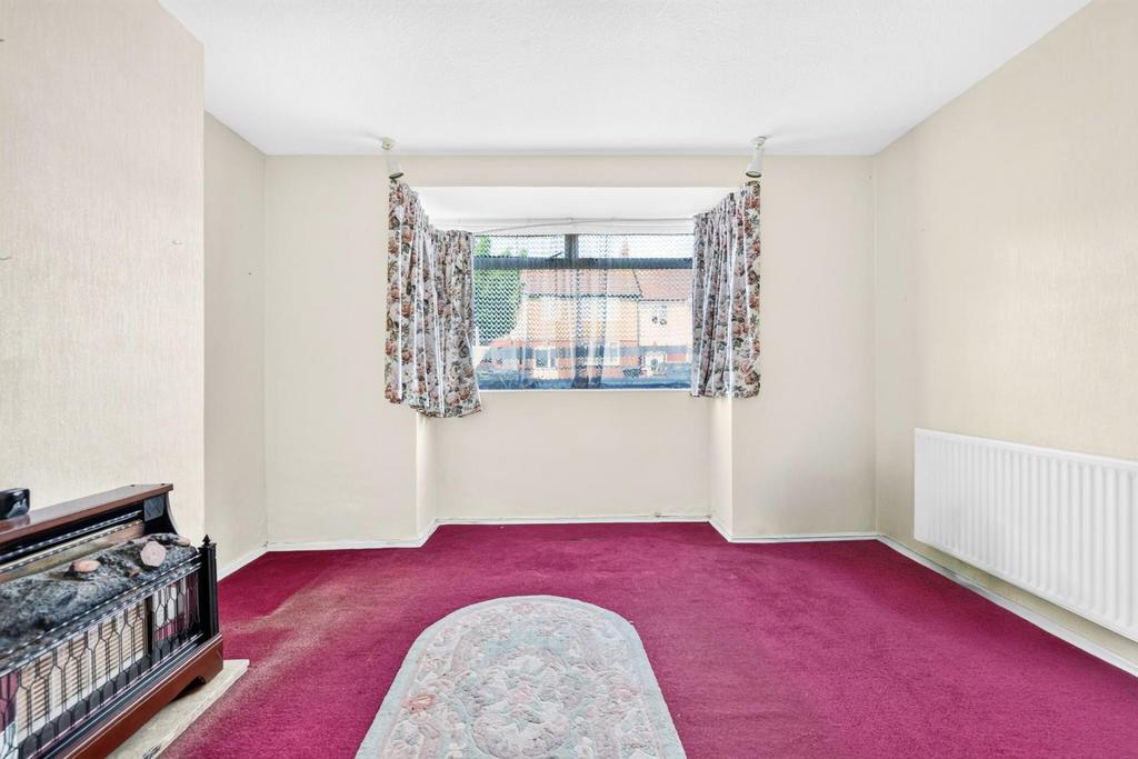 Bedroom, fireplace