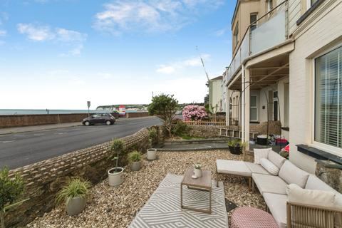 2 bedroom flat for sale, East Walk, SEATON, Devon, EX12