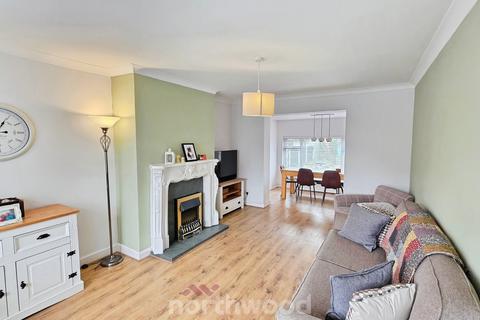 3 bedroom terraced house for sale, Oxford Street, Doncaster DN11