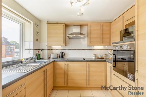 2 bedroom apartment for sale, Thomas Court, Marlborough Road, Cardiff, Glamorgan, CF23 5EZ