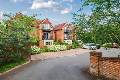 2 bedroom flat for sale, Epsom Road, Guildford, GU1