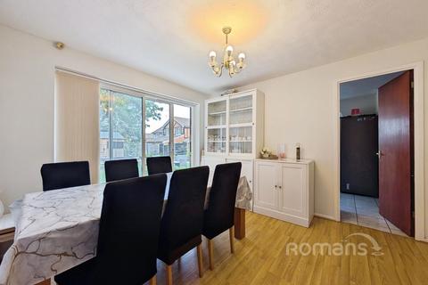 5 bedroom detached house for sale, Skelmerdale Way, Earley, Reading