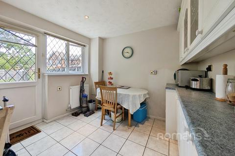 5 bedroom detached house for sale, Skelmerdale Way, Earley, Reading