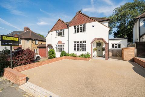 Rowan Walk, Bromley