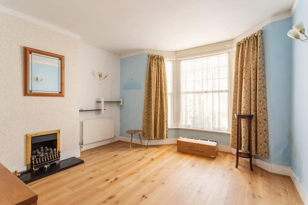 Apartment in Brighton, Queen's Park - View 2