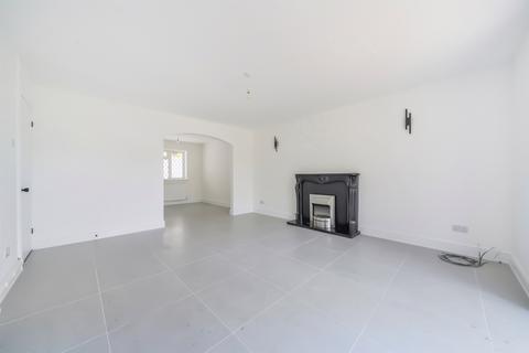 3 bedroom detached house for sale, Taff Vale Estate, Edwardsville, Treharris