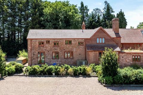 4 bedroom detached house for sale, The Parks Farm, Hereford HR4