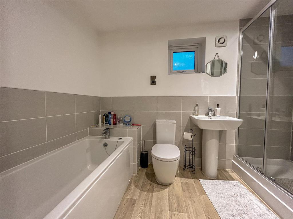 House in Newcastle upon Tyne, Brunton Meadows, Middle Brunton - More