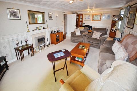 4 bedroom bungalow for sale, Church Lane, Winthorpe PE25