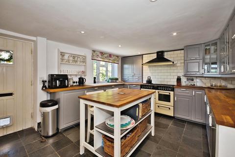 4 bedroom detached house for sale, North Lane, Hardington Mandeville, YEOVIL