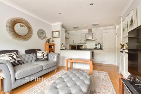 2 bedroom flat for sale, Alpine Road, Ventnor, Isle of Wight