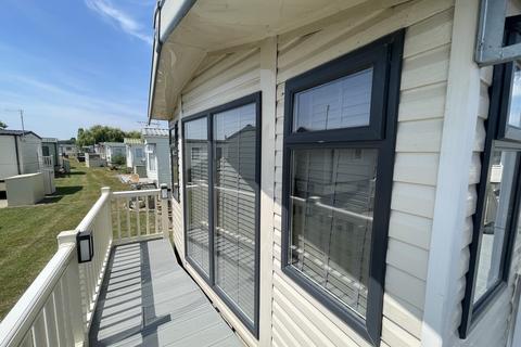 2 bedroom holiday park home for sale, Warwick Road, Stratford-upon-Avon CV37