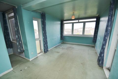 Studio for sale, Flat 39, Tantallon Tower, 5 Dirleton Drive, Shawlands, Glasgow, G41 3BE