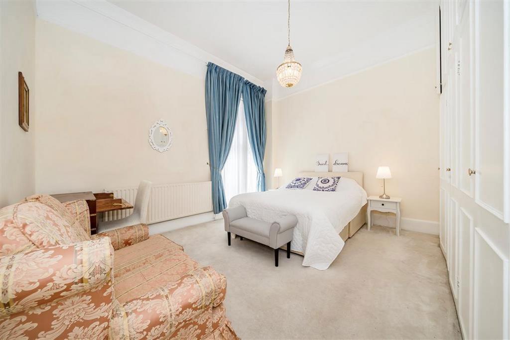 Cornwall Gardens, London SW7 – pohled 4