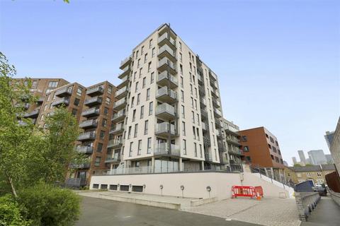 Studio for sale, Salcombe Court, Leven Road, E14