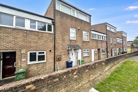 4 bedroom townhouse for sale, Stridingedge, Washington, Tyne and Wear, NE37 1HN