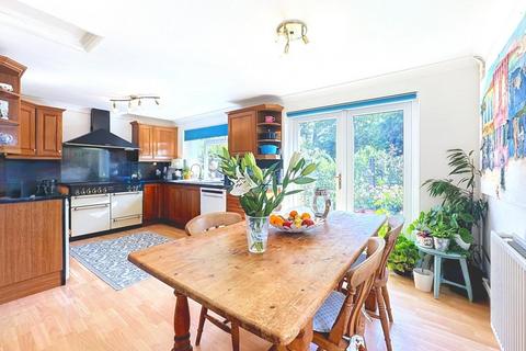 3 bedroom semi-detached house for sale, Firtree Rise, Ipswich IP8