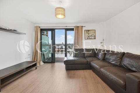 2 bedroom flat for sale, Montreal House, Surrey Quays Road, Canada Water, London, SE16