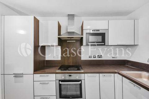 2 bedroom flat for sale, Montreal House, Surrey Quays Road, Canada Water, London, SE16