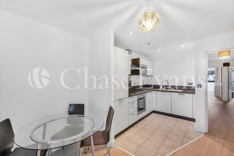 2 bedroom flat for sale, Montreal House, Surrey Quays Road, Canada Water, London, SE16
