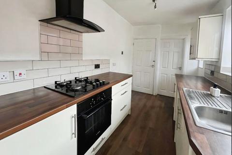 3 bedroom flat for sale, Canterbury Street, South Shields, Tyne and Wear, NE33 4DD