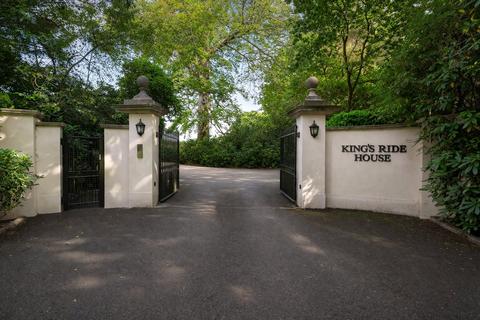 4 bedroom penthouse to rent, Prince Albert Drive, Ascot, Berkshire, SL5